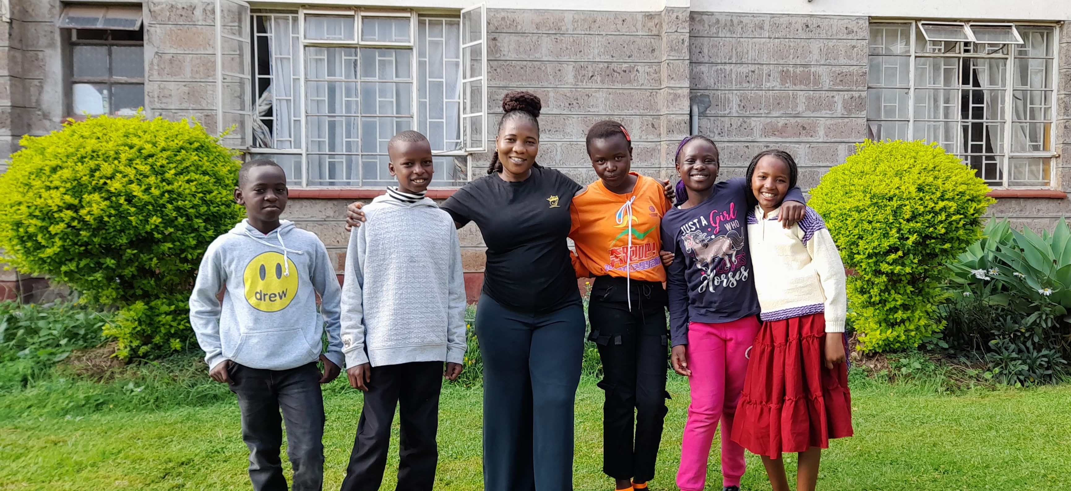 Kids during teambuilding games